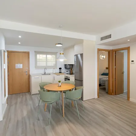 House Apartment *